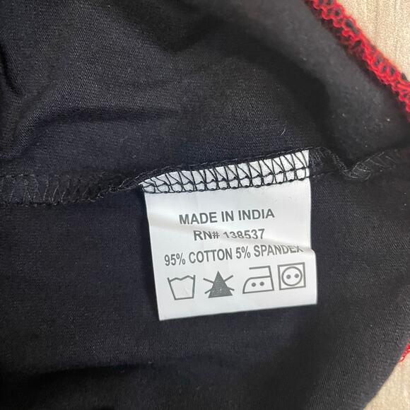 Fear NY Urban Walk T-Shirt Size S NWT Graphic Sneaker Pizza Sleeve Streetwear - Picture 7 of 9